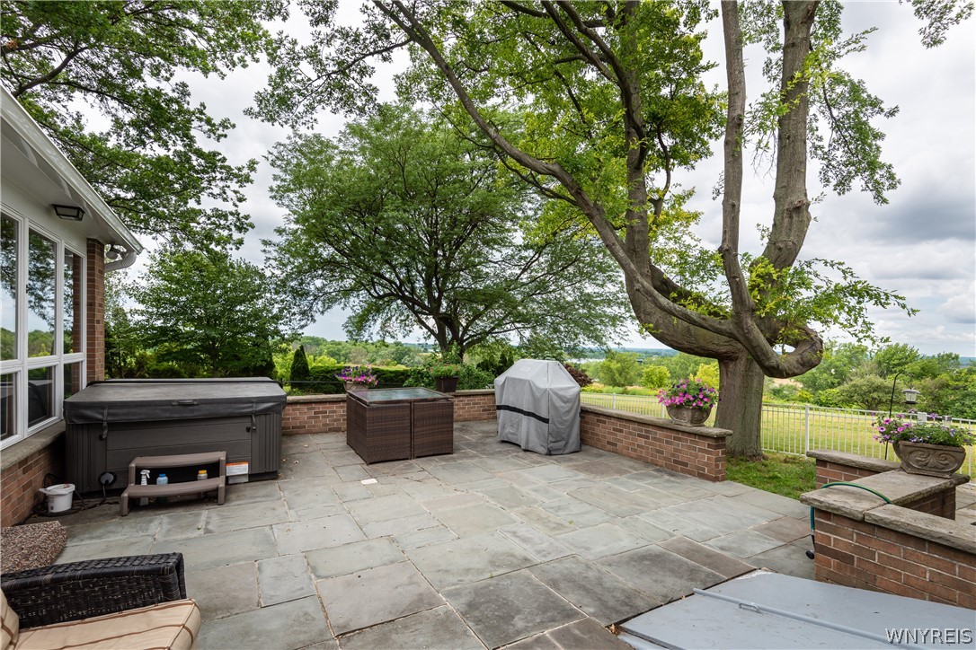 921 Middle Road Henrietta, NY 14543 - Photo 47 of 47