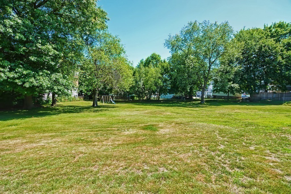 27 A Whipple Street Worcester, MA 01607 - Photo 3 of 15 Gallery Image 3