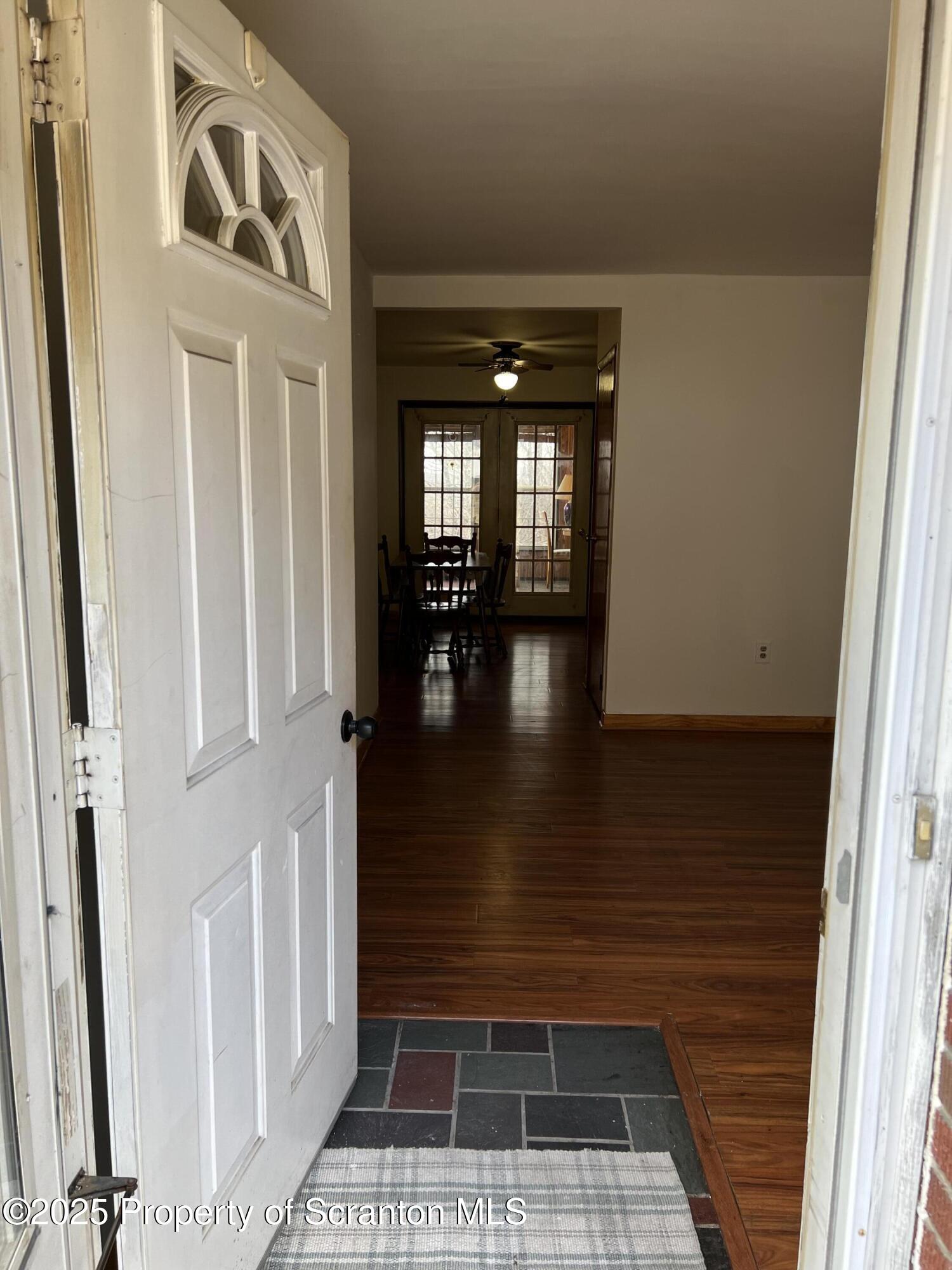 113 Renfer Road Pittston, PA 18640 - Photo 4 of 75 IMG_1667