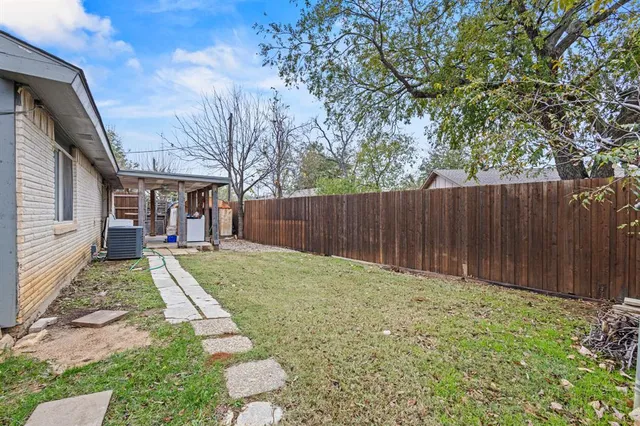 $315,000 | 126 Lynnwood Place, Lewisville, TX 75067