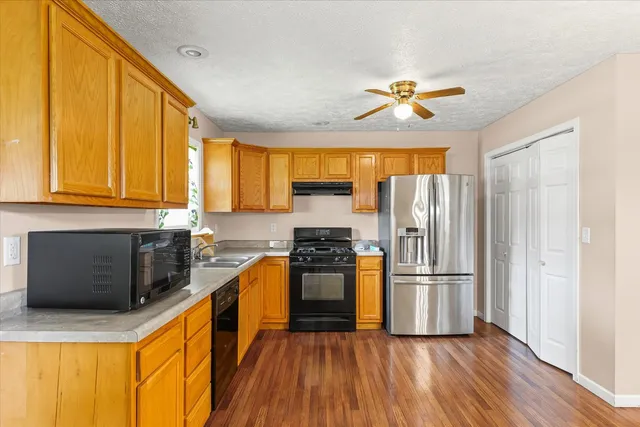 $132,000 | 130 Walnut Street, Gibson City, IL 60936