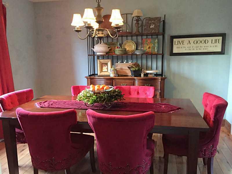 1056 Chapel Road Monaca, PA 15061 - Photo 8 of 23 Dining Room.
