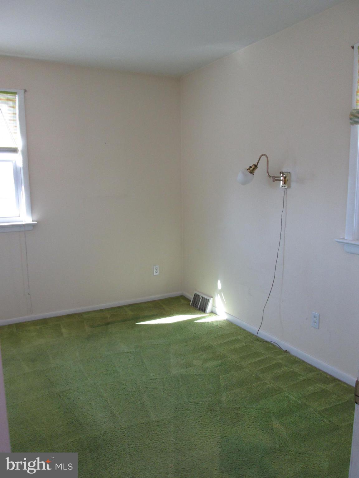 624 Colebrook Road Philadelphia, PA 19115 - Photo 14 of 23 2nd Bedroom