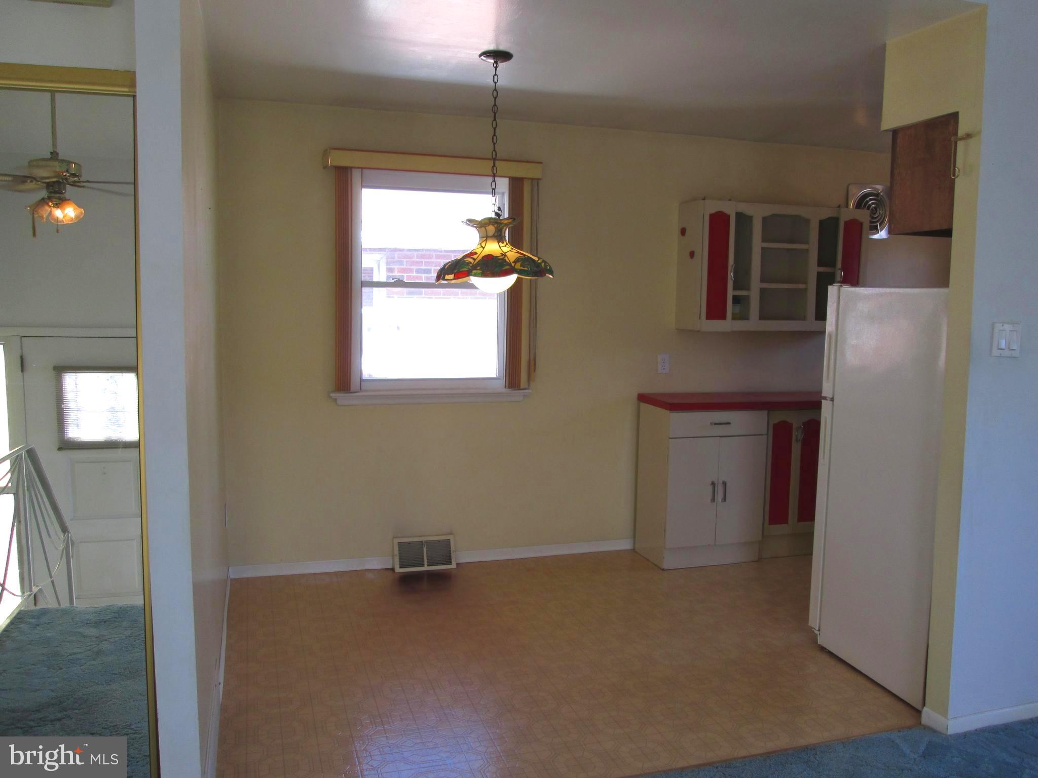 624 Colebrook Road Philadelphia, PA 19115 - Photo 7 of 23 Eat in Kitchen