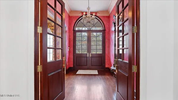 $899,000 | 2205 East 3rd Street, Forest, MS 39074