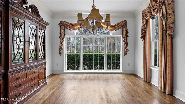 $899,000 | 2205 East 3rd Street, Forest, MS 39074
