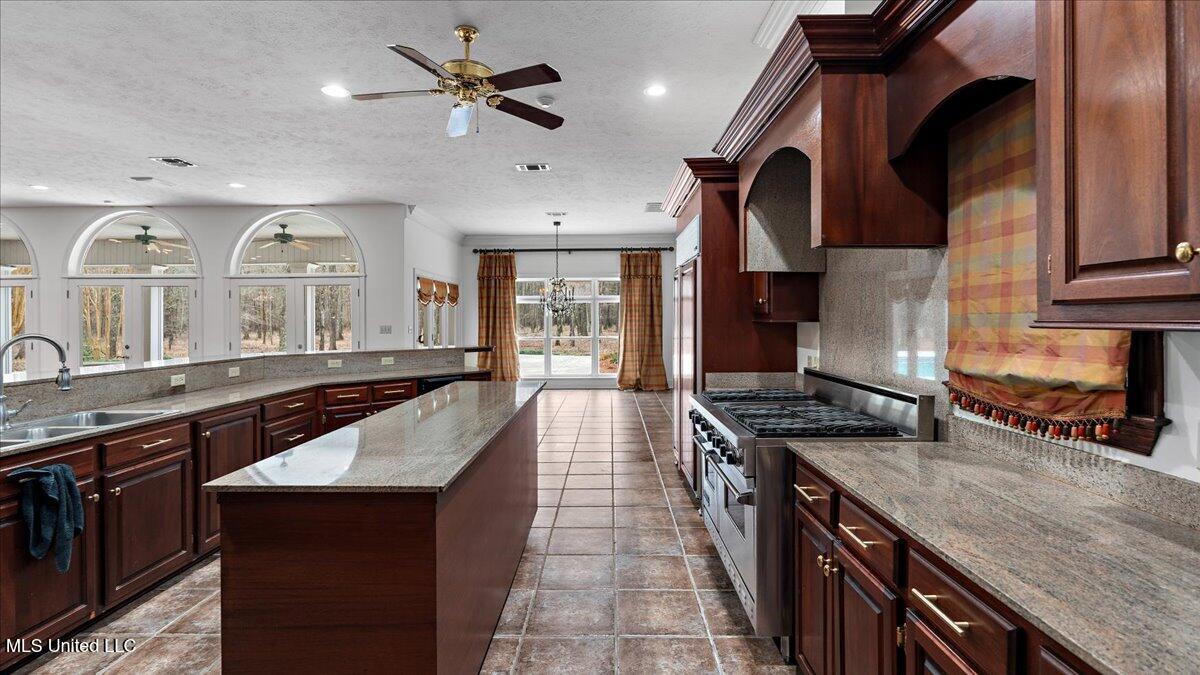 2205 East 3rd Street Forest, MS 39074 - Photo 9 of 38 15-IMG_0561