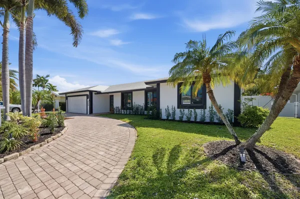 $979,000 | 6600 Northeast 21st Terrace, Fort Lauderdale, FL 33308