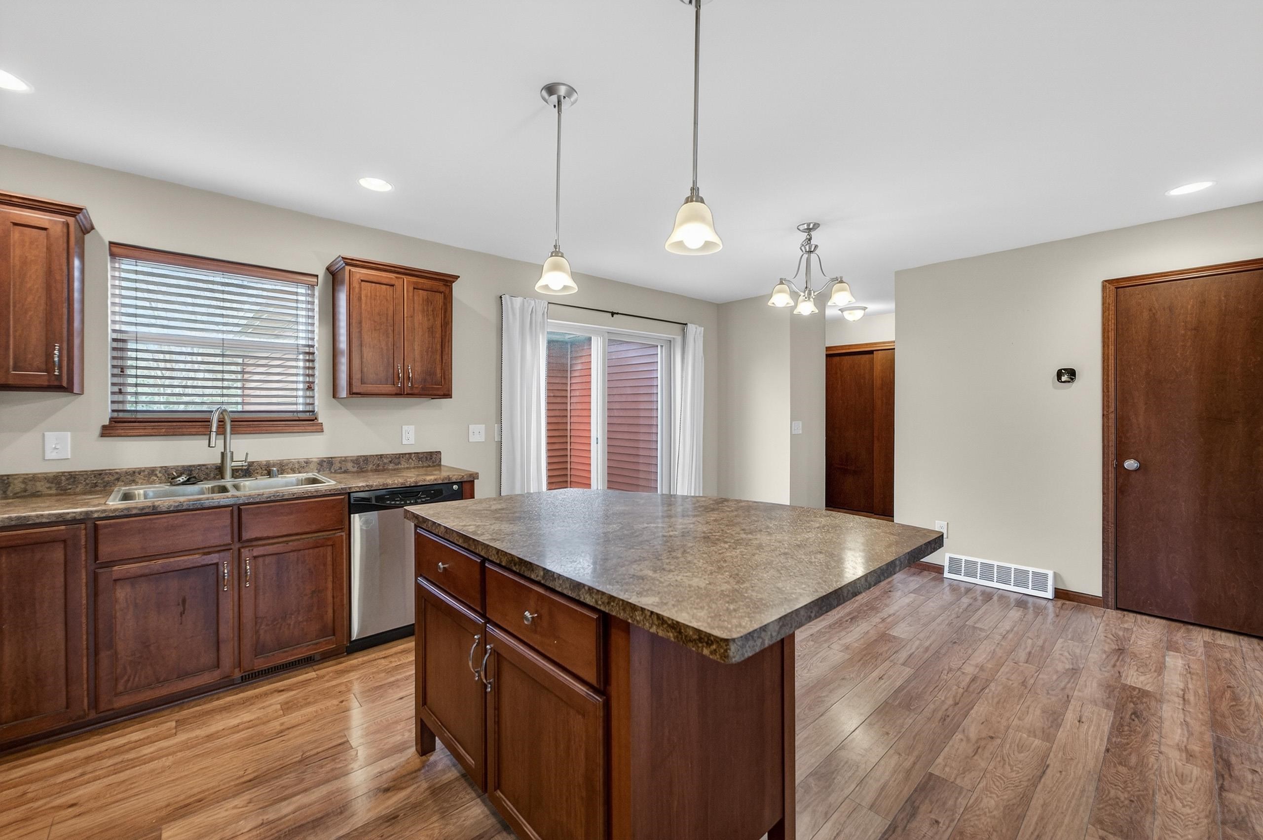 2676 Dungarvan Road Fitchburg, WI 53711 - Photo 13 of 31