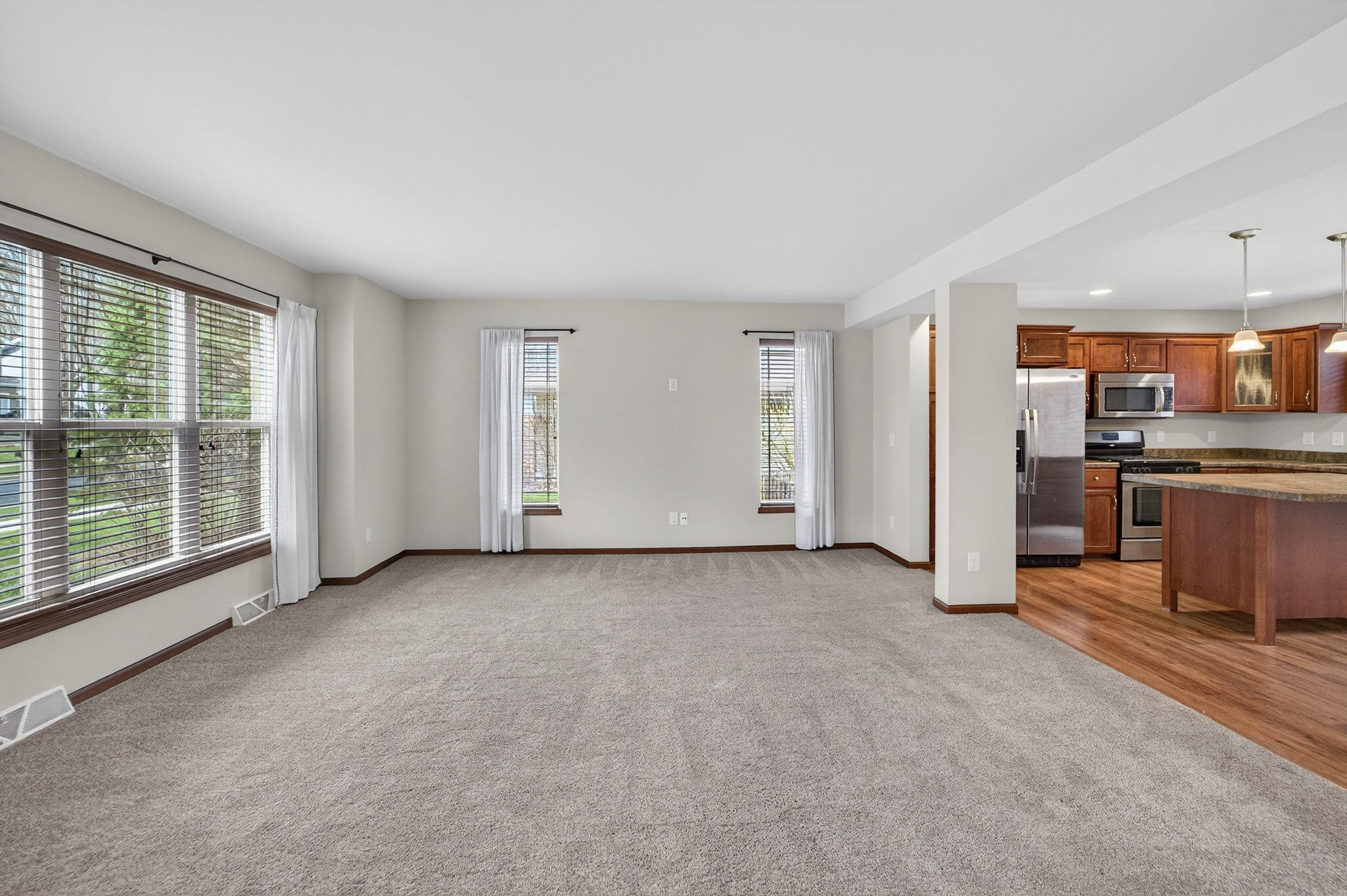 2676 Dungarvan Road Fitchburg, WI 53711 - Photo 4 of 31