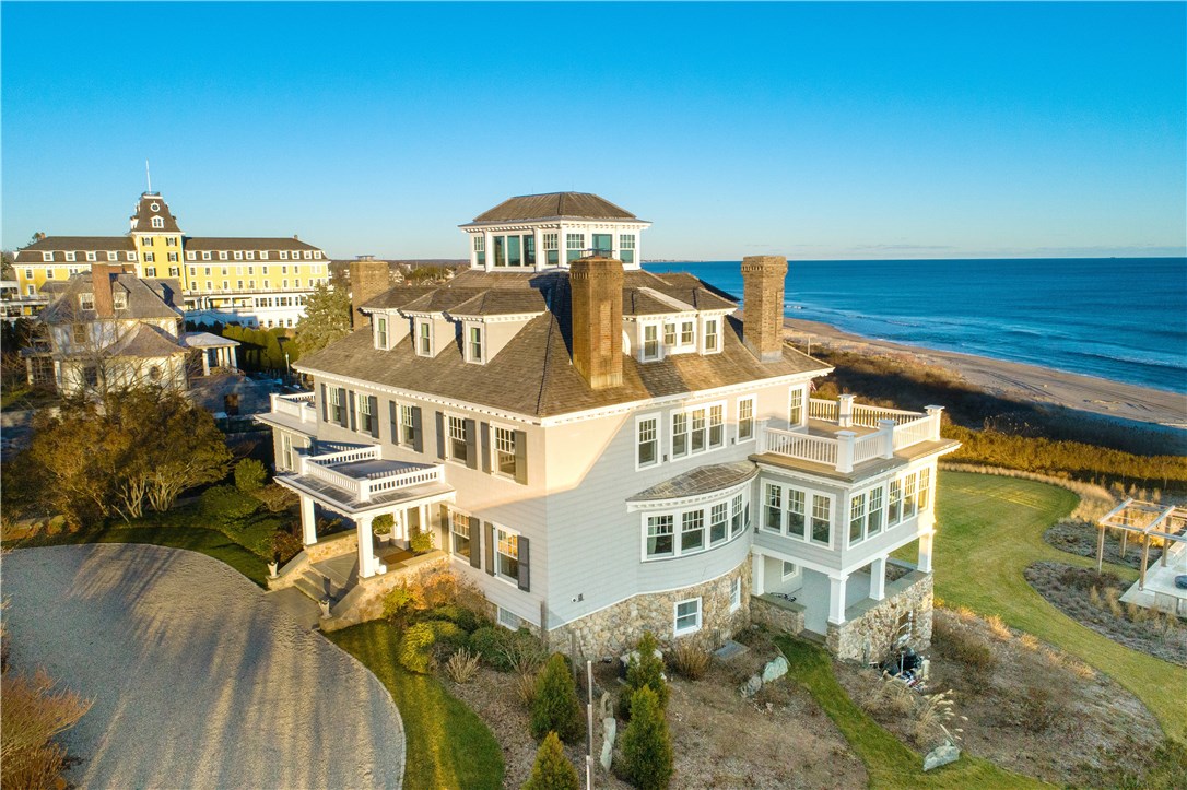 10 Bluff Avenue Westerly, RI 02891 - Photo 2 of 40