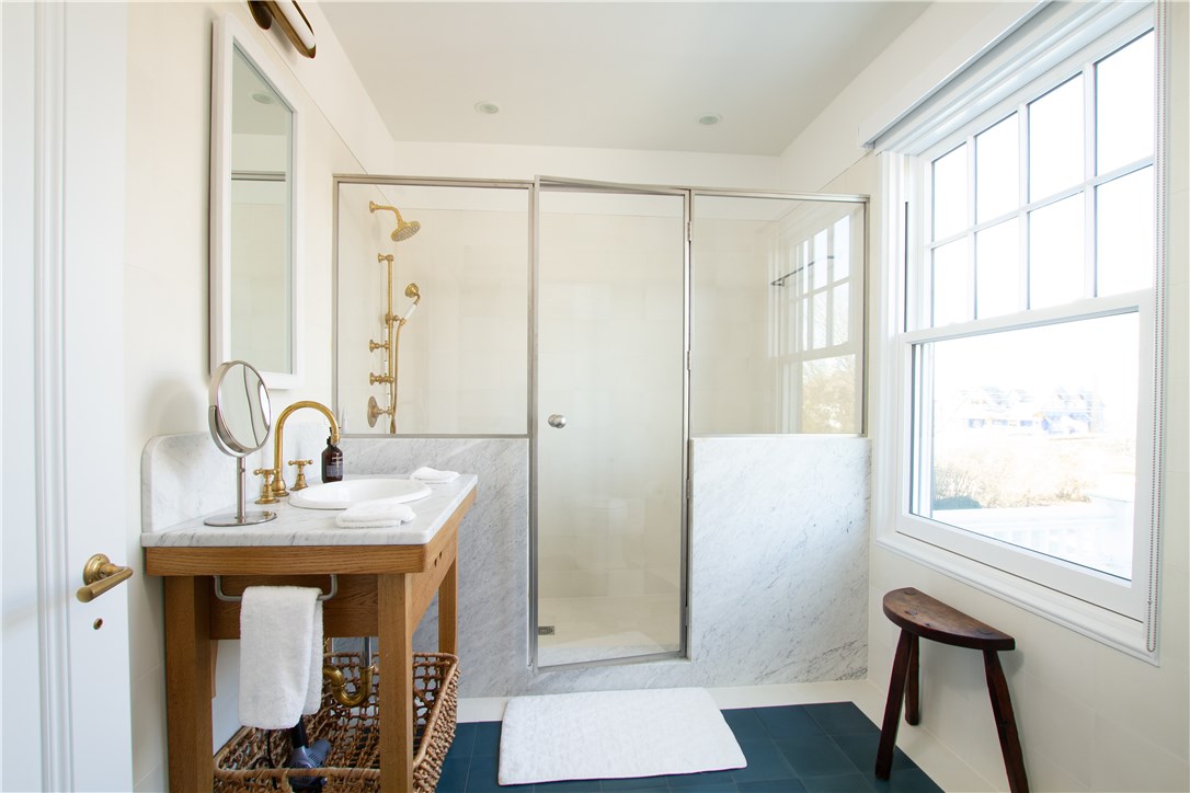 10 Bluff Avenue Westerly, RI 02891 - Photo 30 of 40