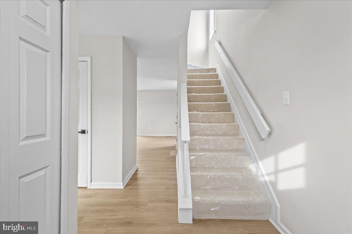 1360 Barnaby Terrace Southeast Washington, DC 20032 - Photo 3 of 31