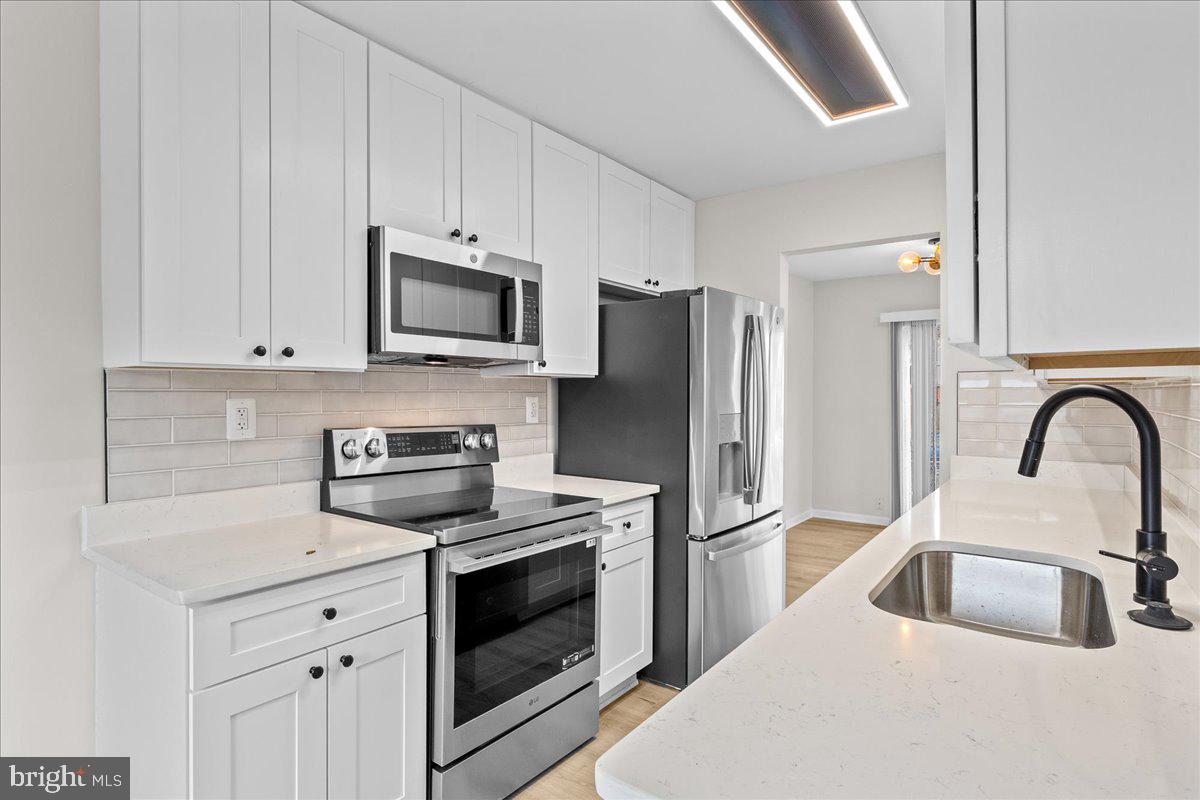 1360 Barnaby Terrace Southeast Washington, DC 20032 - Photo 7 of 31