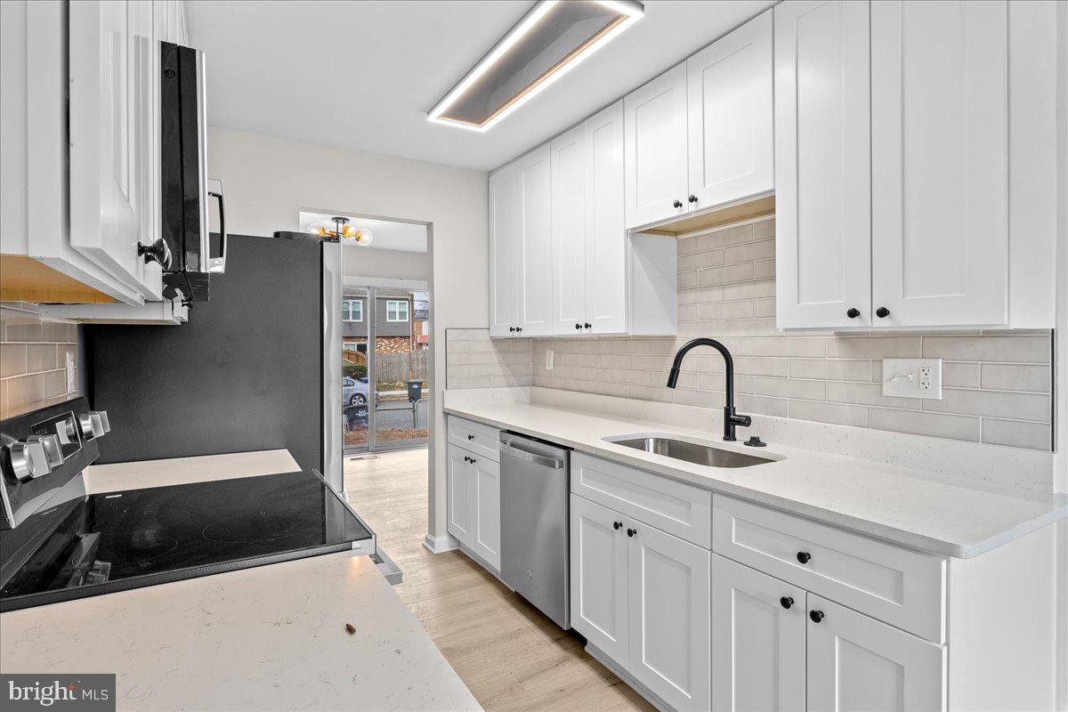 1360 Barnaby Terrace Southeast Washington, DC 20032 - Photo 8 of 31