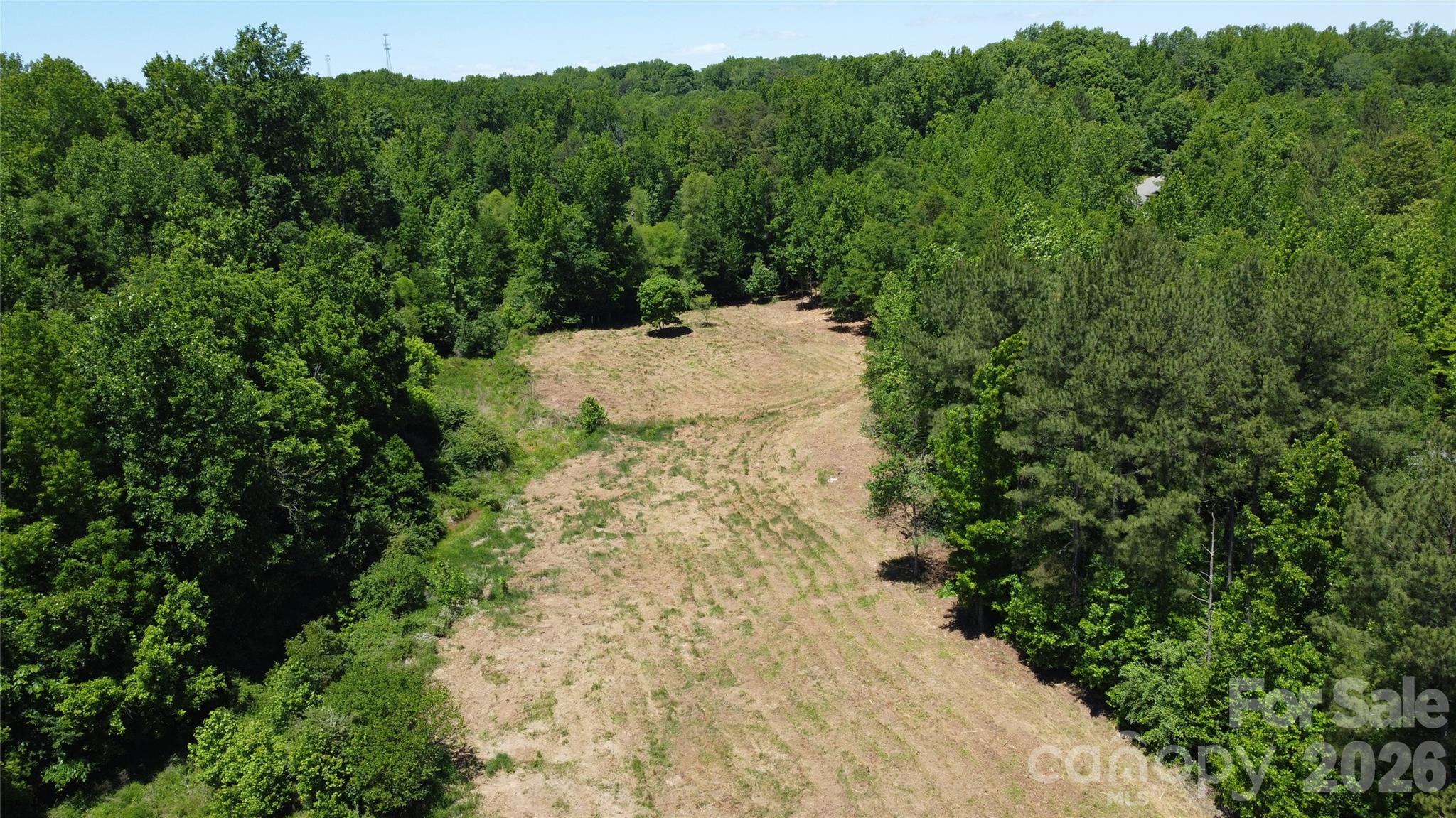 480 Brown Road Spartanburg, SC 29302 - Photo 2 of 47 a view of a yard with a house