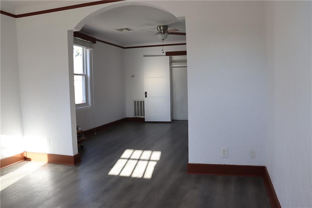 225 Gordon Avenue Harahan, LA 70123 - Photo 2 of 12