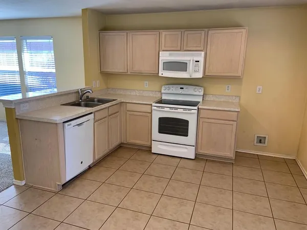 $2,500 | 2620 Caprock Road, McKinney, TX 75071