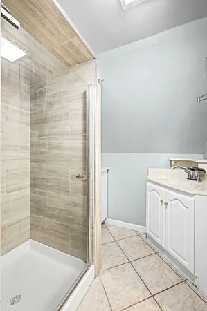 $3,150 | 8621 Natchez Avenue, Burbank, IL 60459