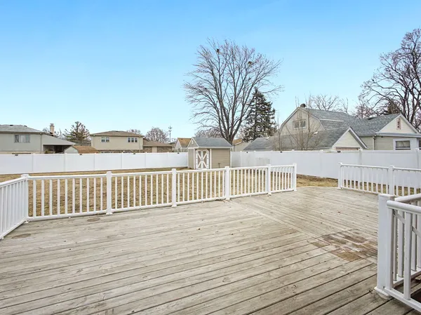 $3,150 | 8621 Natchez Avenue, Burbank, IL 60459