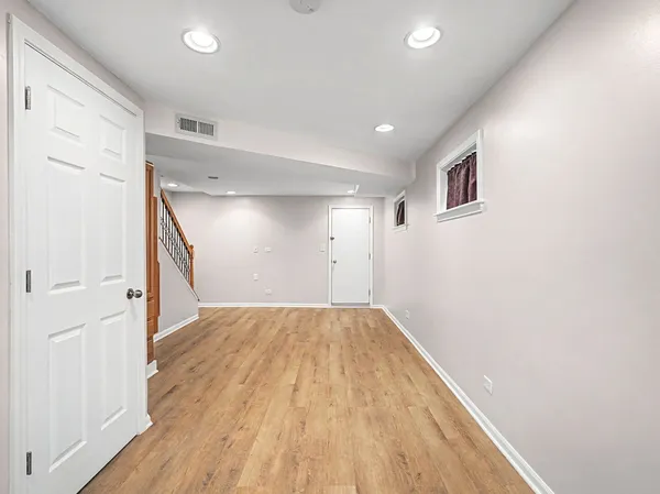 $3,150 | 8621 Natchez Avenue, Burbank, IL 60459