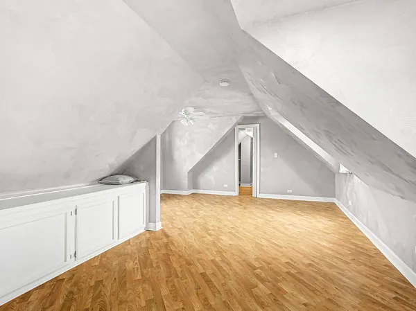 $3,150 | 8621 Natchez Avenue, Burbank, IL 60459