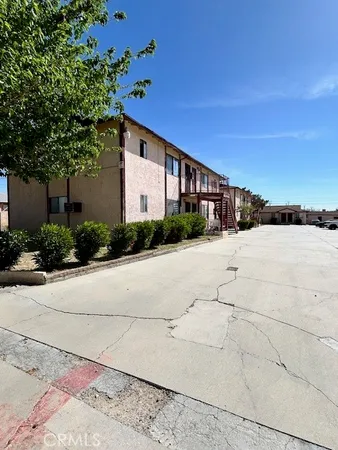 $1,950,000 | 15430-15436 Myer Road, Mojave, CA 93501