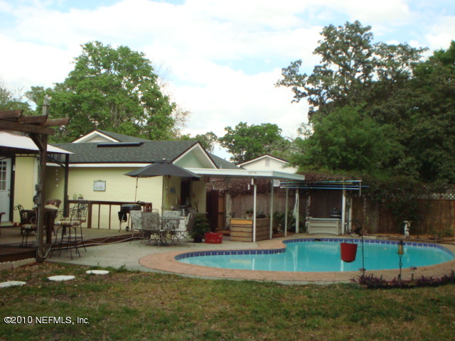 1472 Birmingham Road South Jacksonville, FL 32207 - Photo 15 of 25 BACKYARD