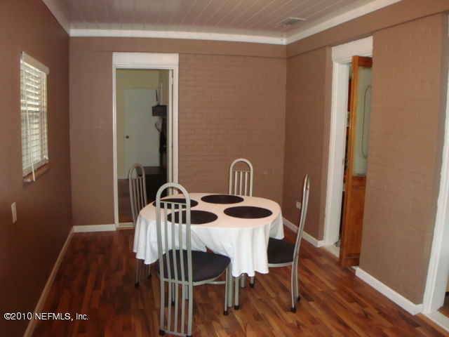 1472 Birmingham Road South Jacksonville, FL 32207 - Photo 18 of 25 DINING ROOM
