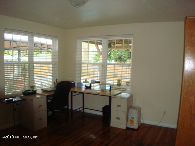1472 Birmingham Road South Jacksonville, FL 32207 - Photo 23 of 25 BEDROOM