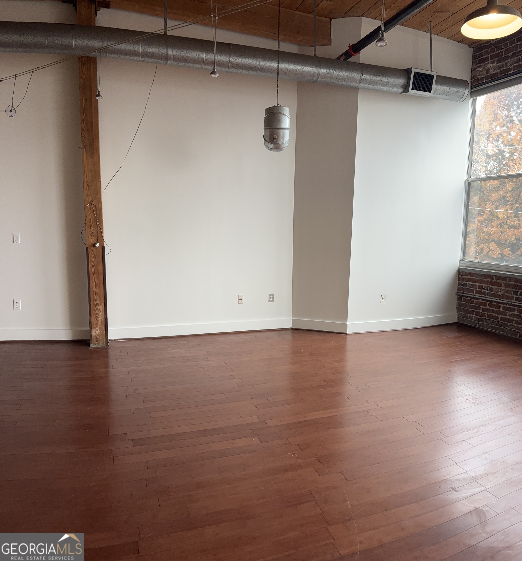 204 Walker Street Southwest Atlanta, GA 30313 - Photo 7 of 43