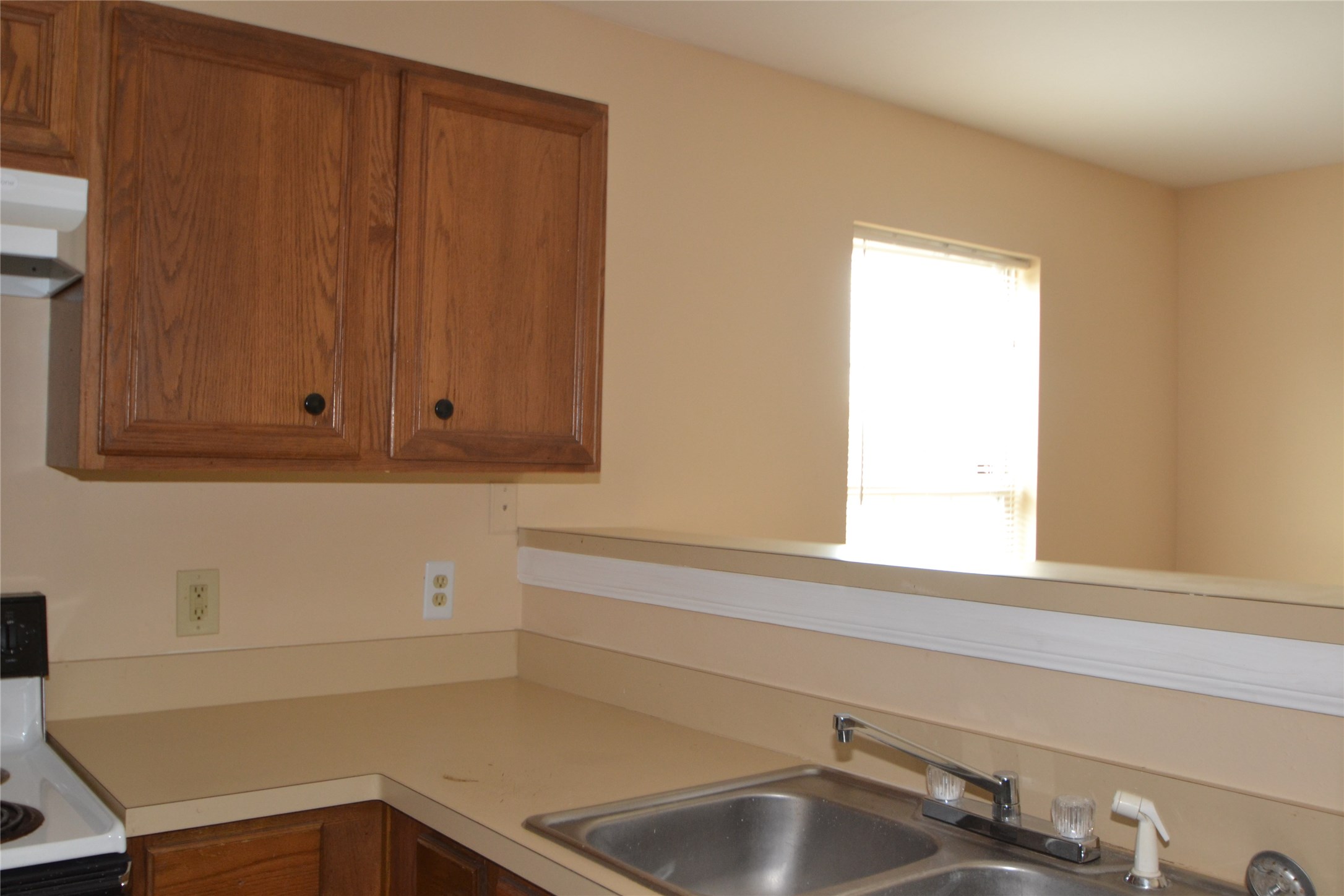 304 Dell Court, Unit 6 Houston, TX 77009 - Photo 10 of 47