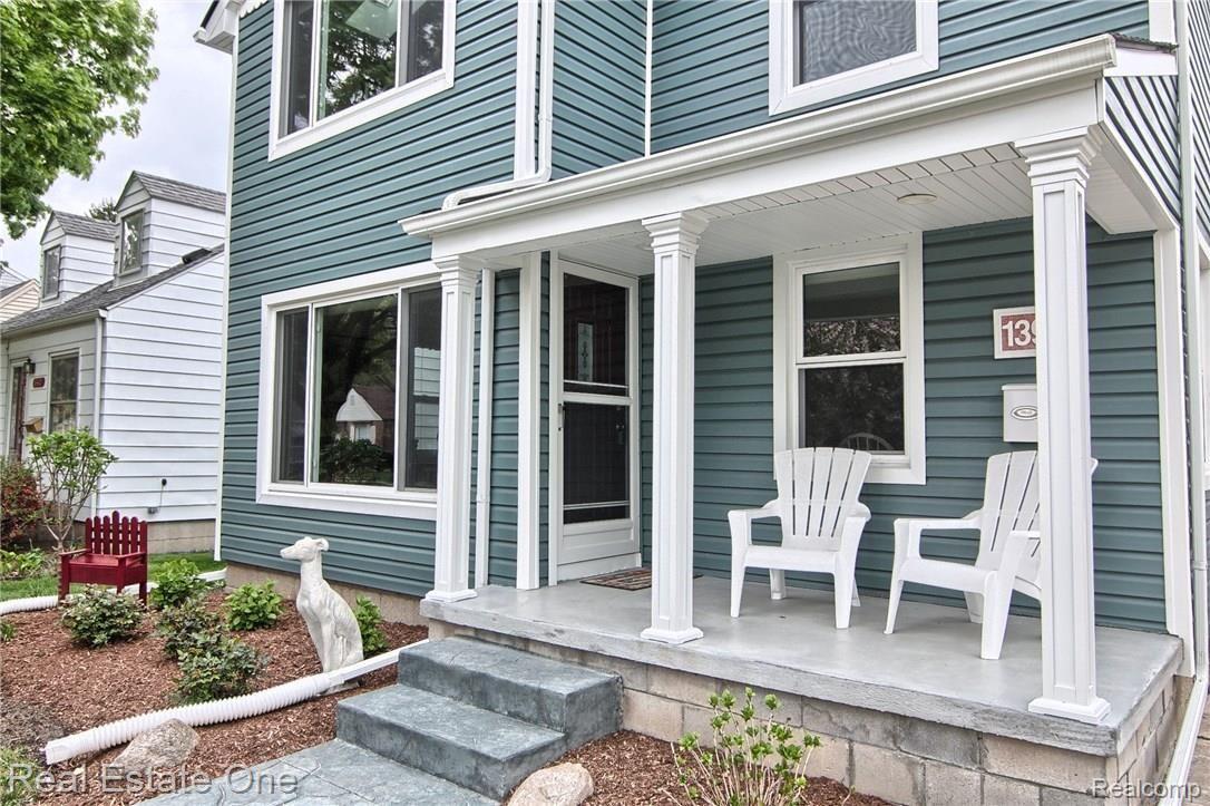 1391 Oxford Road Berkley, MI 48072 - Photo 2 of 31 Front_Entrance.jpg
