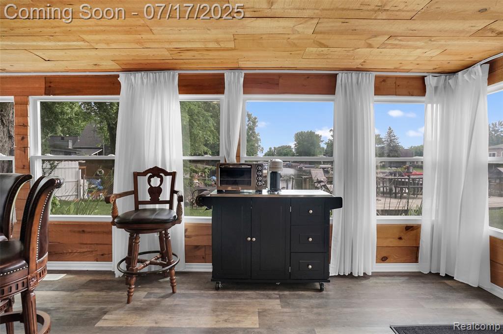 1890 Darwin Road Pinckney, MI 48169 - Photo 18 of 36 Gallery Image 18