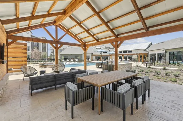 $1,505 | 9301 Brewer Boulevard, Unit 2106, Fort Worth, TX 76123