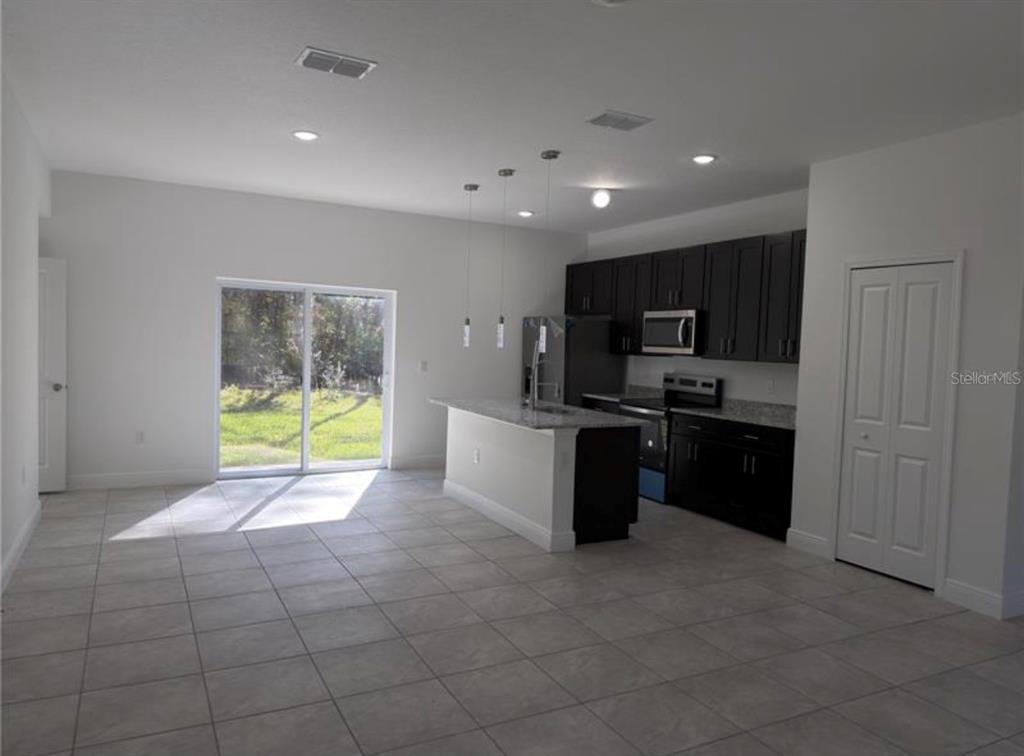 2709 Southwest 155th Lane Ocala, FL 34473 - Photo 10 of 28