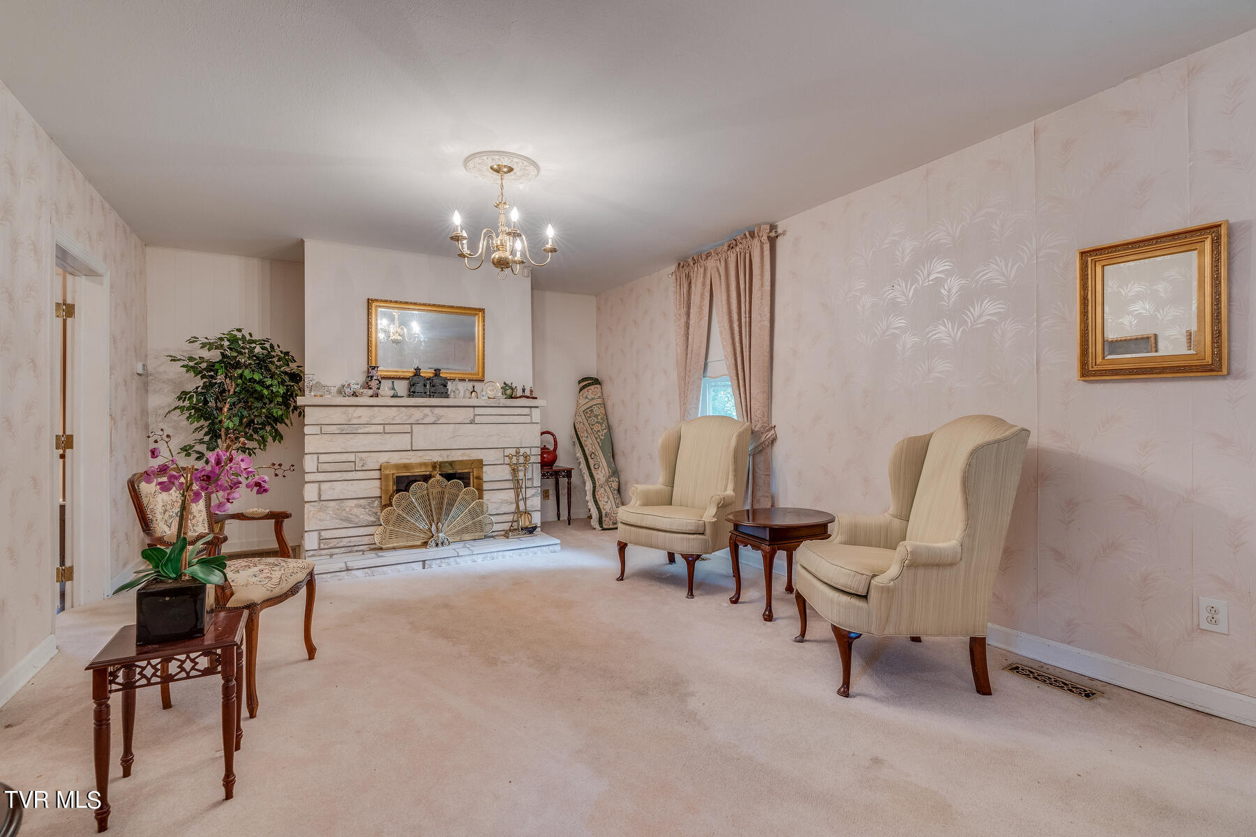 140 Snowflake Road Gate City, VA 24251 - Photo 4 of 51 4