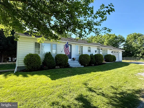 $279,900 | 10703 Yvonne Lane, Williamsport, MD 21795