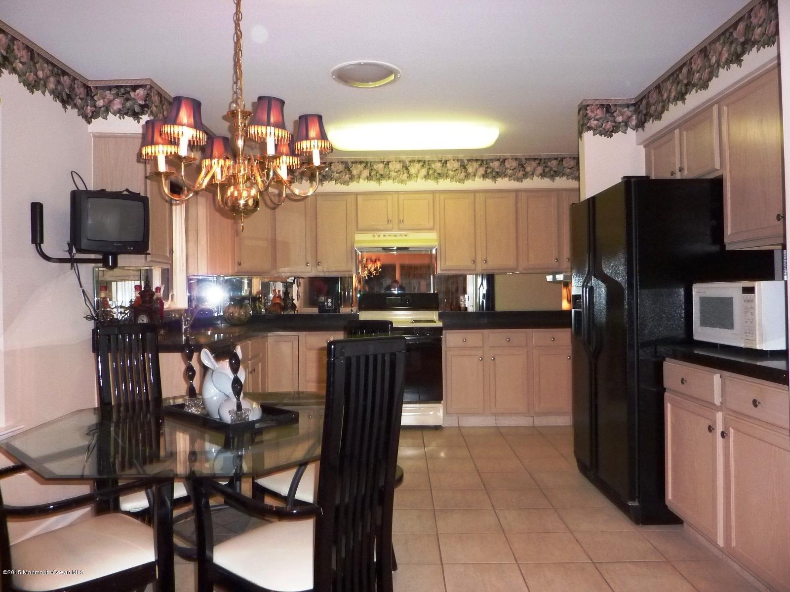 4 Rye Court Jackson, NJ 08527 - Photo 9 of 20 P1060355