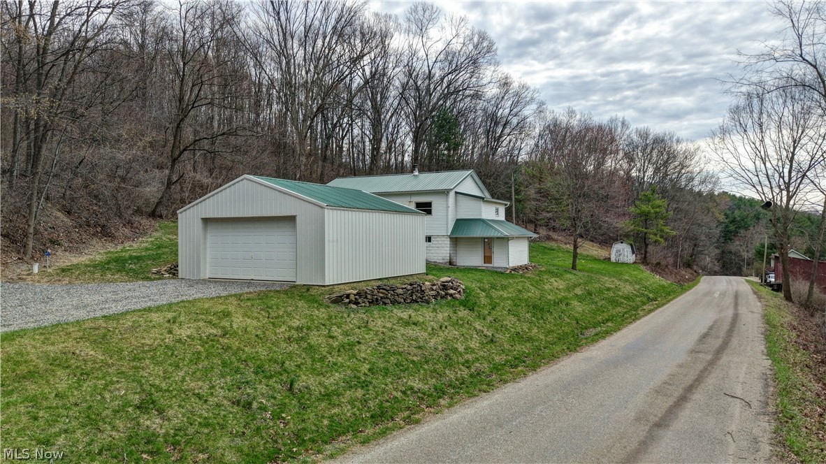 12413 Lick Run Road Newcomerstown, OH 43832 - Photo 3 of 40