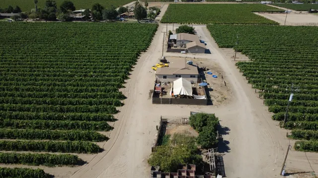 $2,076,570 | 2247 West Magnolia Avenue, Caruthers, CA 93609