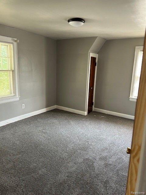 131 Chippewa Road Pontiac, MI 48341 - Photo 15 of 34