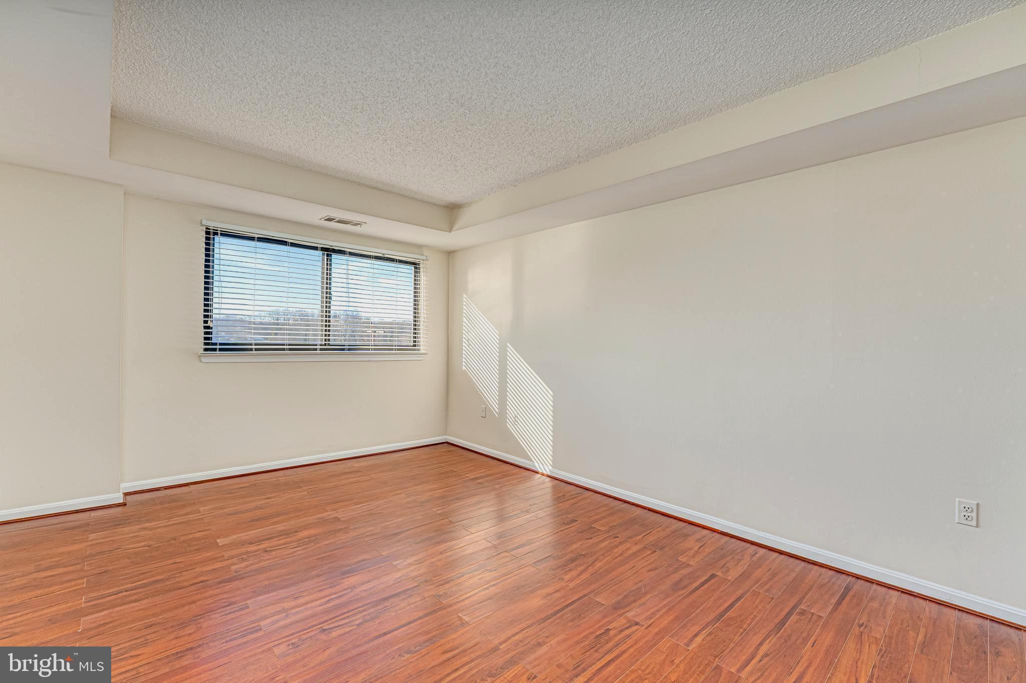 1040 Deer Ridge Drive, Unit 204 Baltimore, MD 21210 - Photo 17 of 36