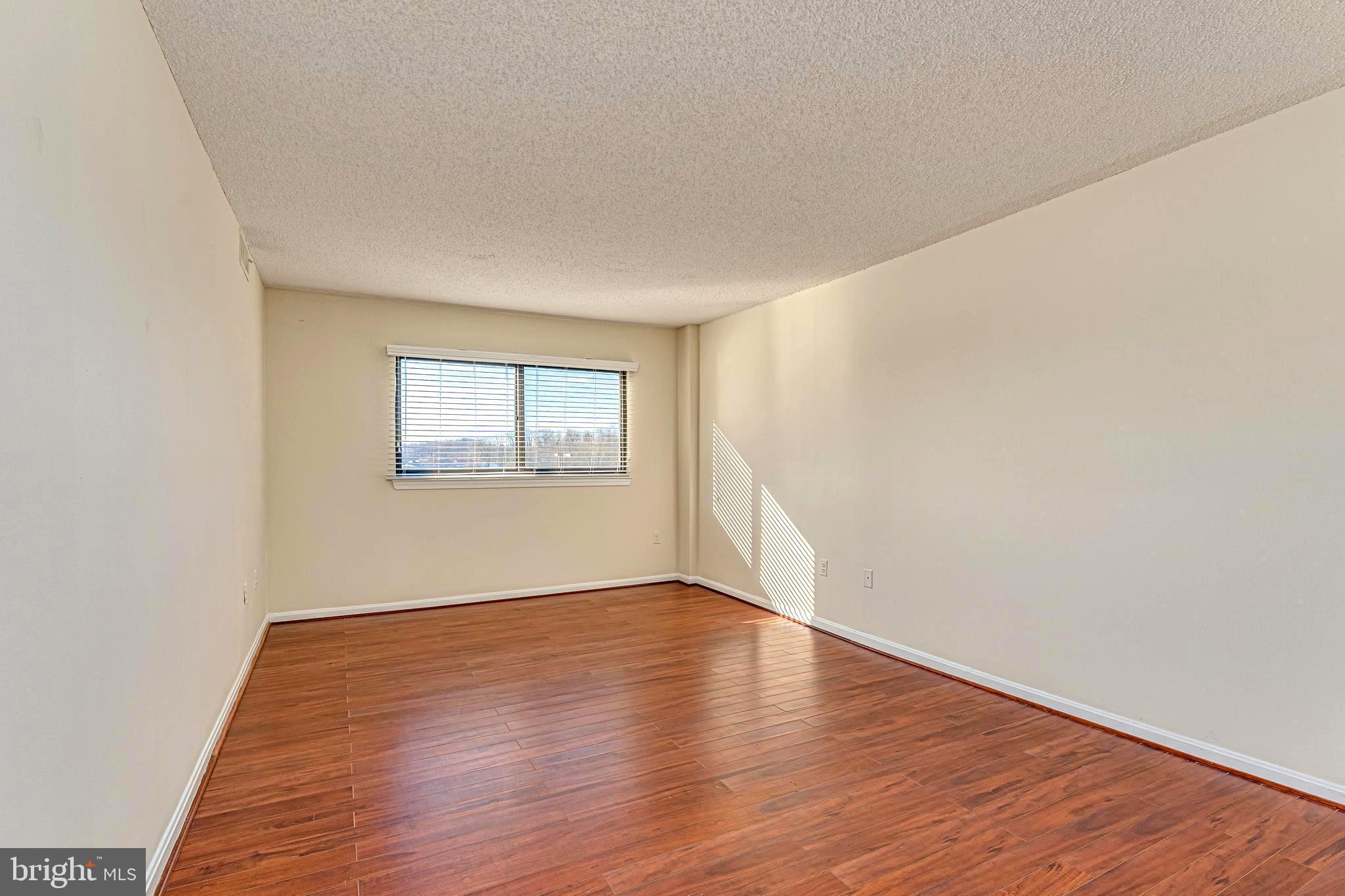 1040 Deer Ridge Drive, Unit 204 Baltimore, MD 21210 - Photo 22 of 36