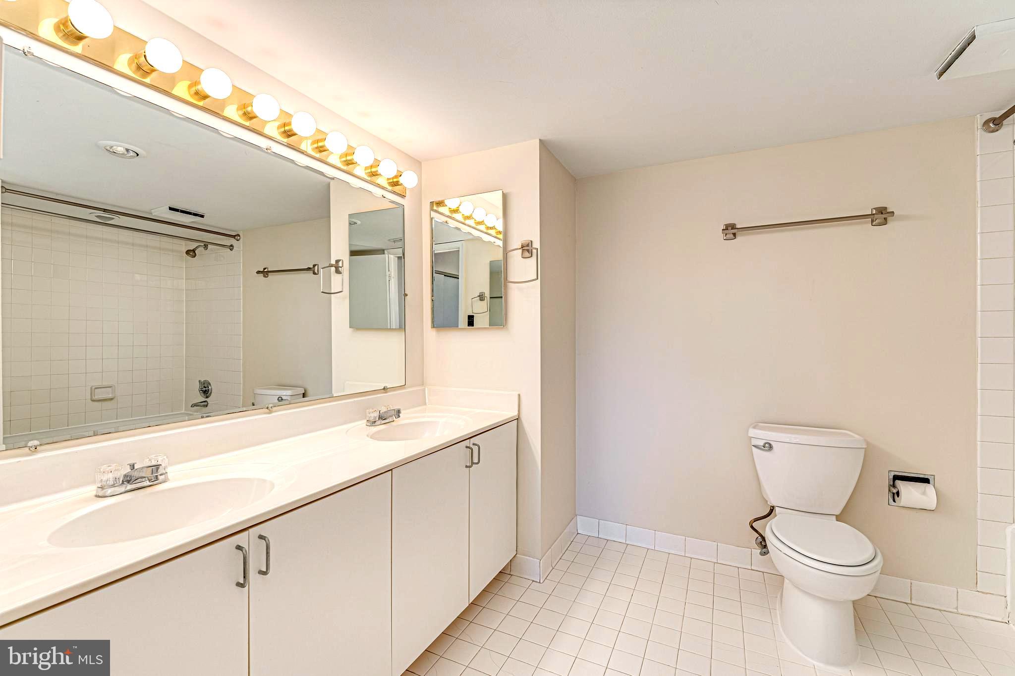 1040 Deer Ridge Drive, Unit 204 Baltimore, MD 21210 - Photo 25 of 36