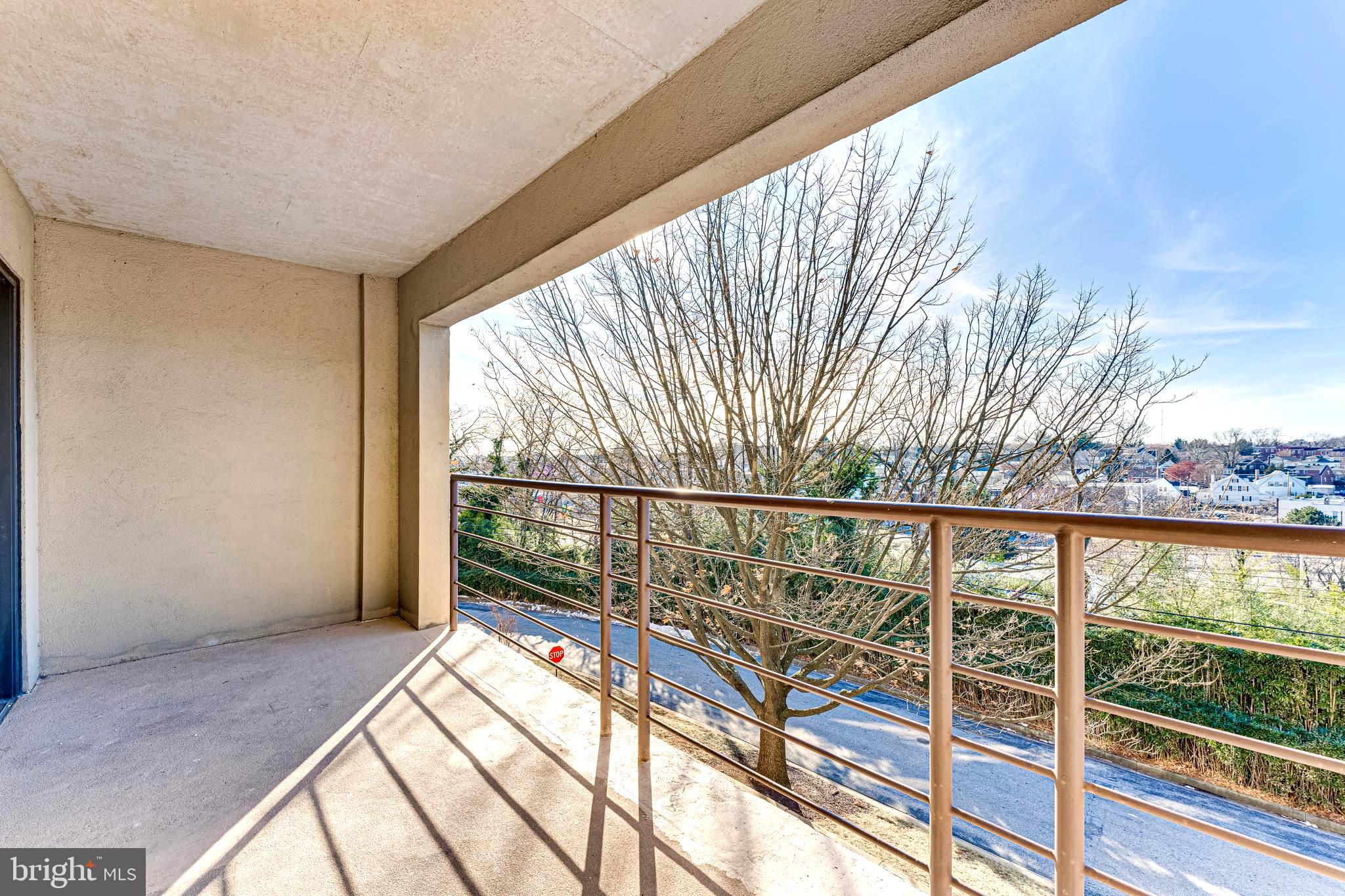 1040 Deer Ridge Drive, Unit 204 Baltimore, MD 21210 - Photo 29 of 36