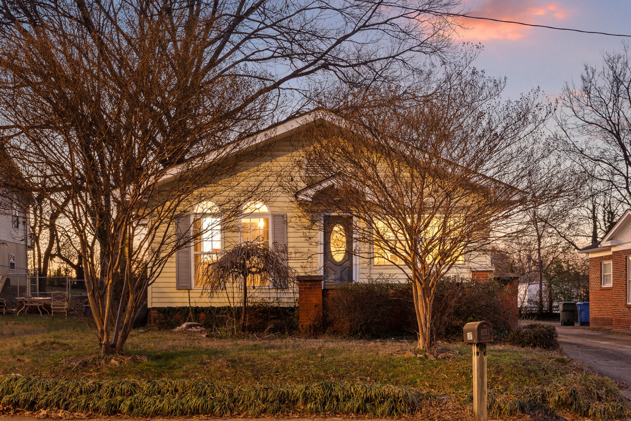 107 South Moore Road Chattanooga, TN 37411 - Photo 4 of 39