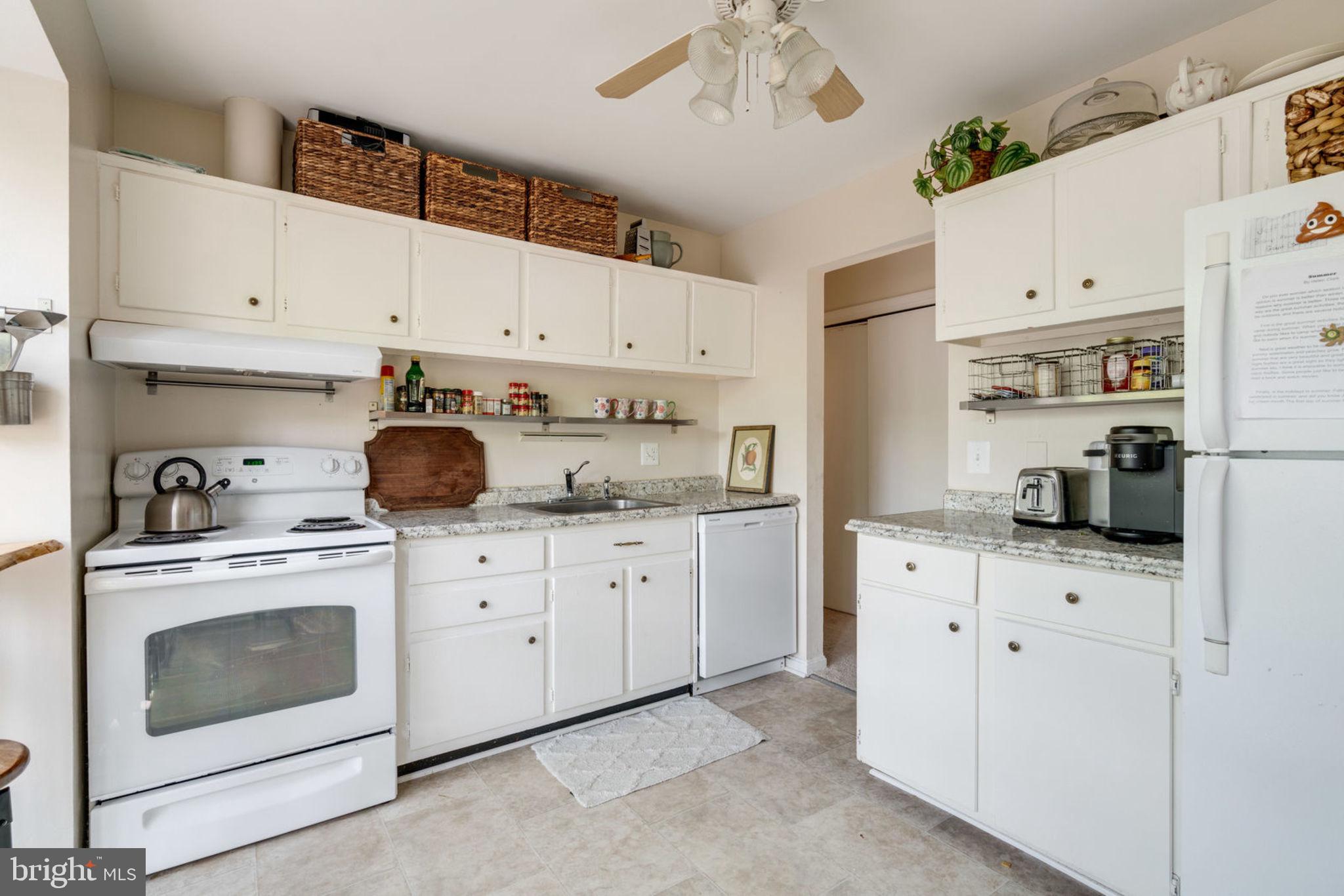 8203 Blairton Road Springfield, VA 22152 - Photo 6 of 30 Gallery Image 6