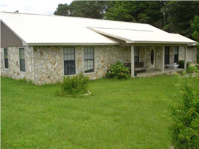 99 Price Road DeFuniak Springs, FL 32433 - Photo 3 of 5 Gallery Image 3
