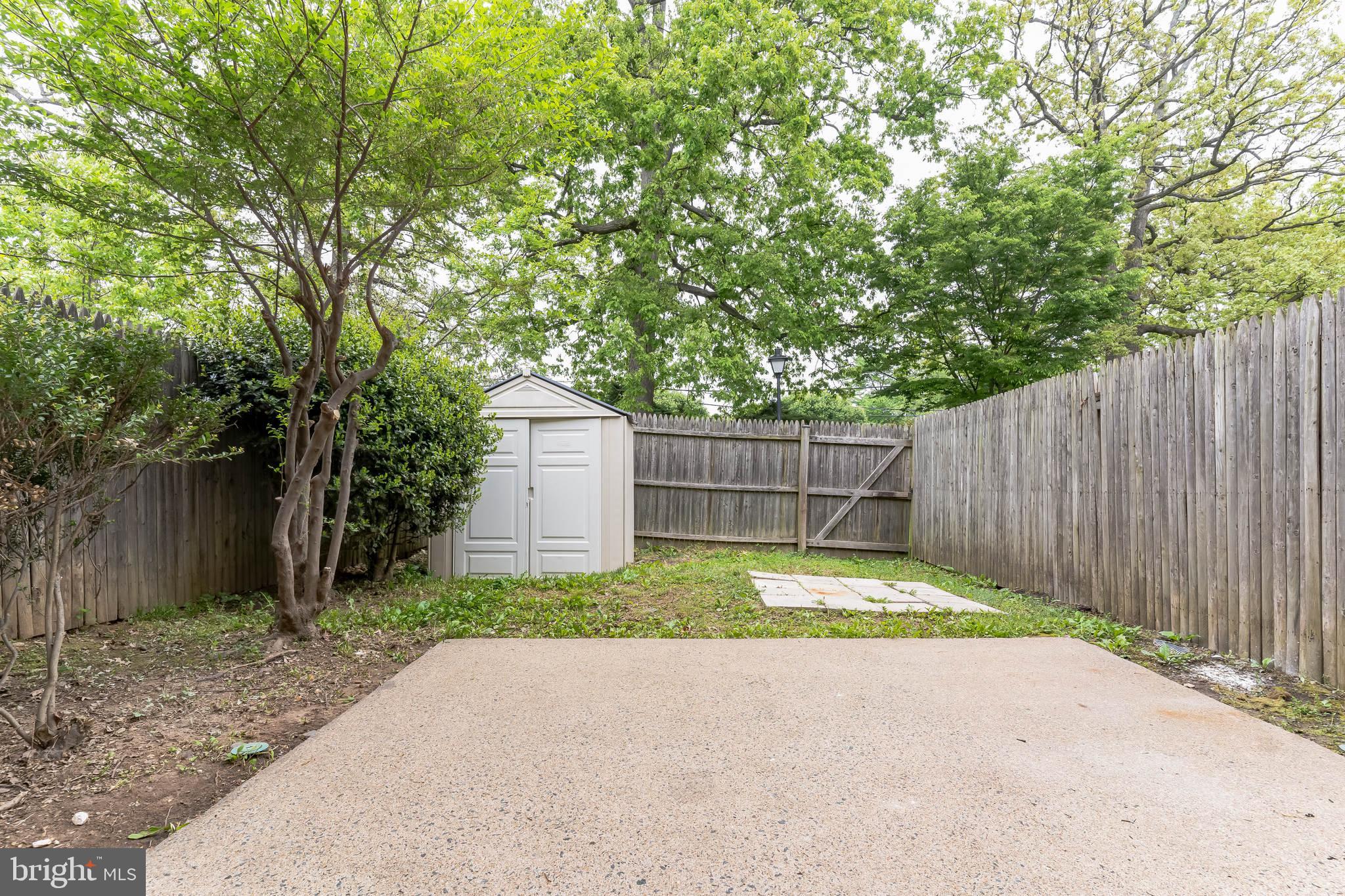 5261 Leestone Court Springfield, VA 22151 - Photo 32 of 35